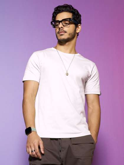Bewakoof Men White Pure Cotton Tshirt