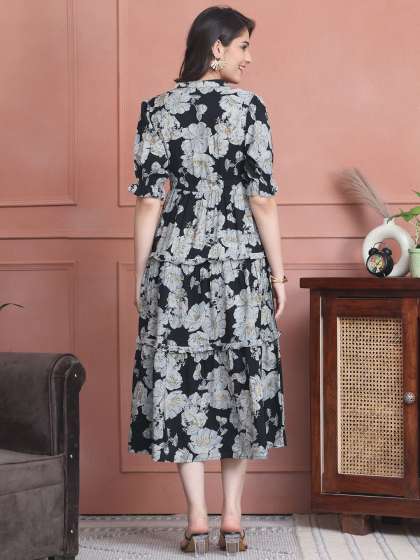 Claura Women Floral Printed FitFlare Midi Dress